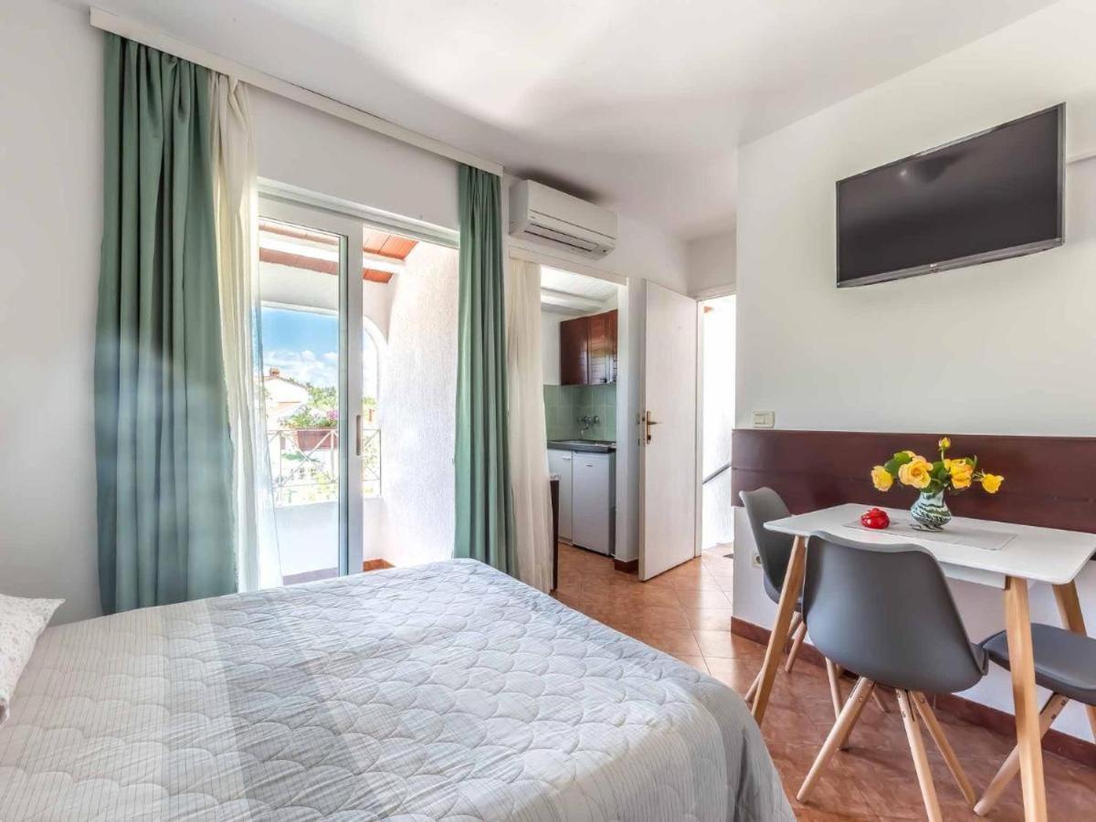 Apartments Radan Пореч Екстериор снимка